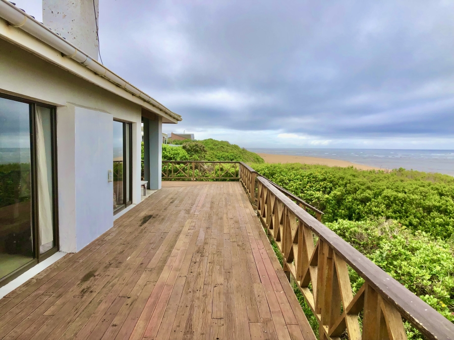 3 Bedroom Property for Sale in Cannon Rocks Eastern Cape